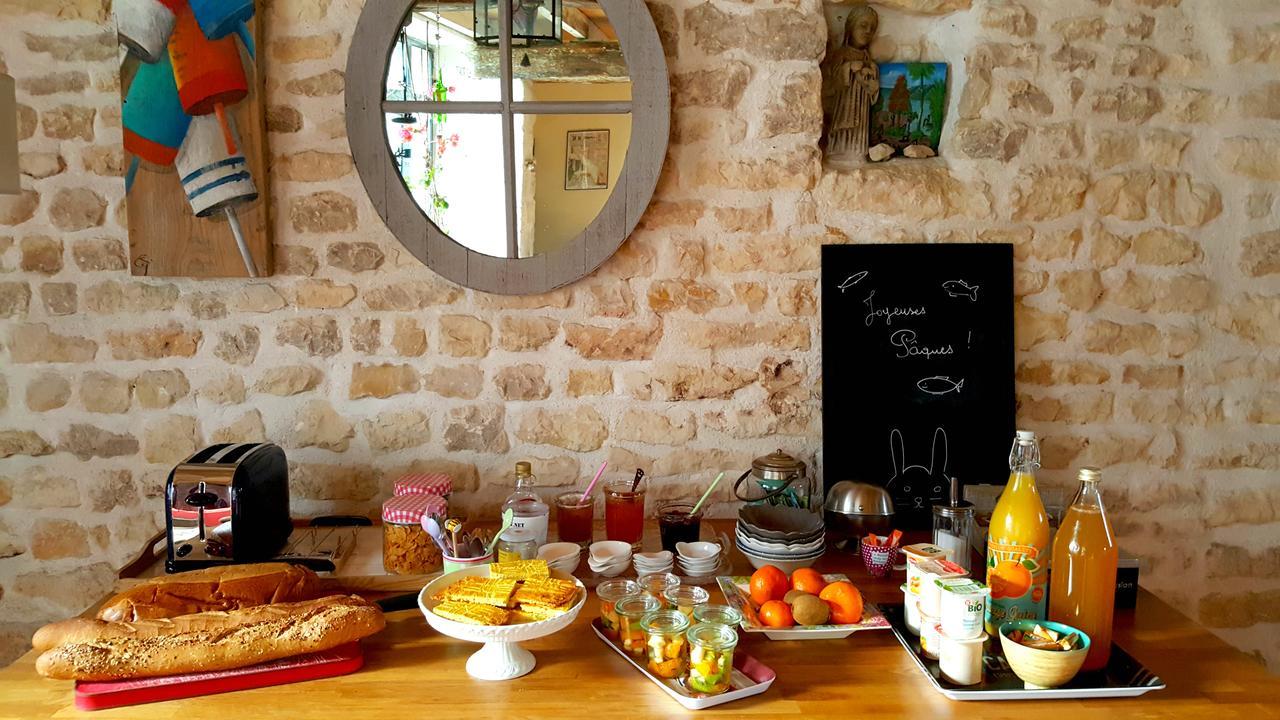 Bed and Breakfast Le Logis De La Poupeliere Vouhe  Екстер'єр фото
