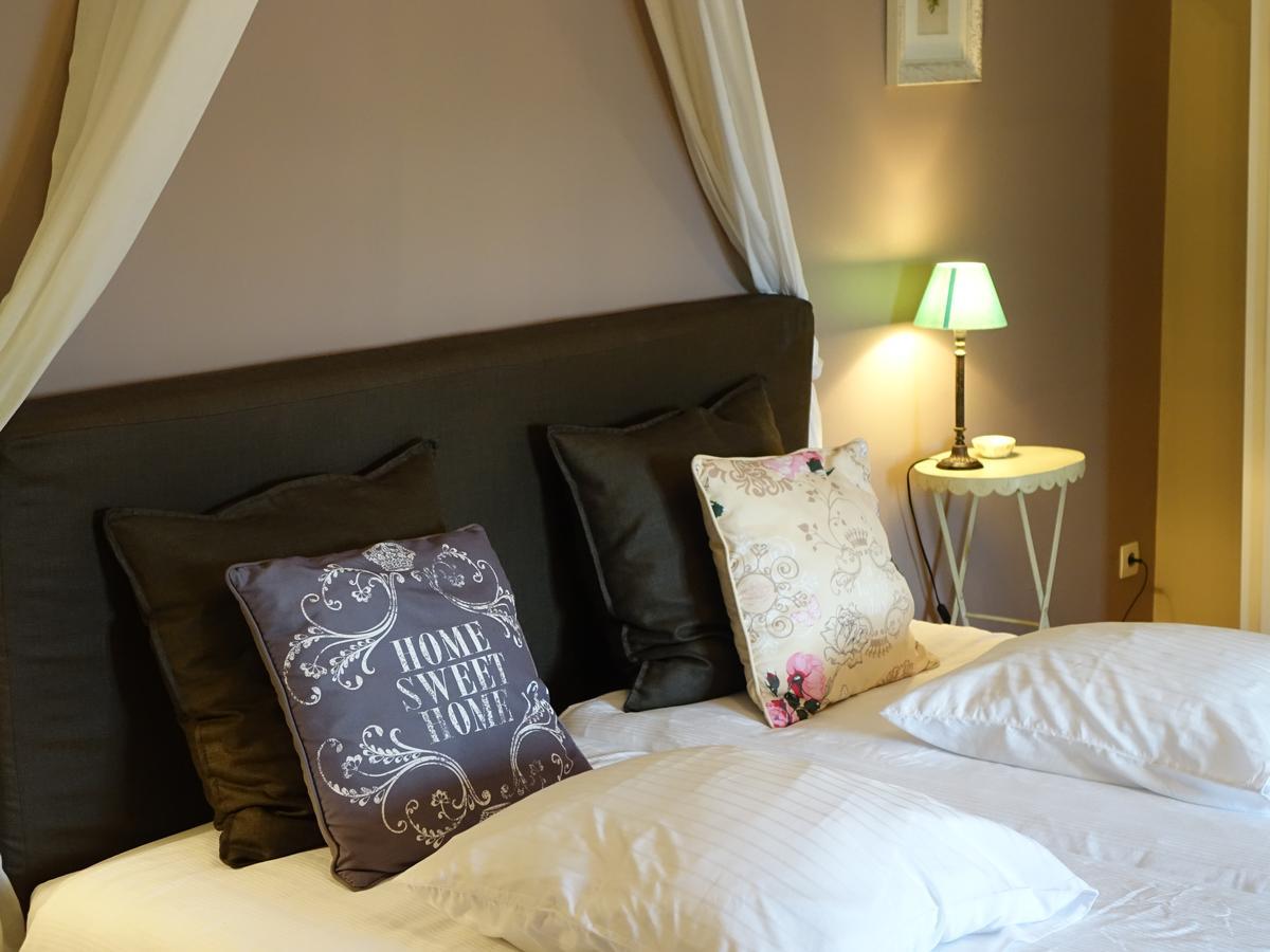 Bed and Breakfast Le Logis De La Poupeliere Vouhe  Екстер'єр фото