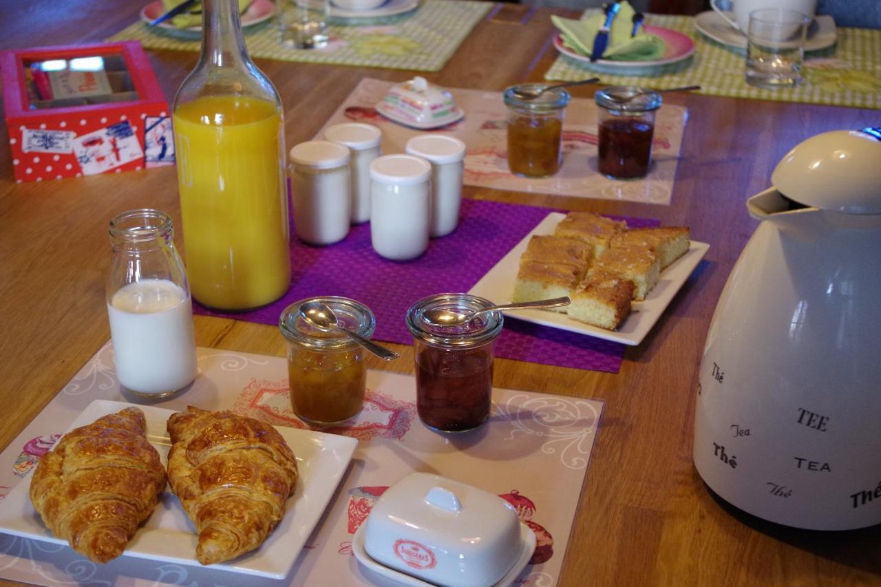 Bed and Breakfast Le Logis De La Poupeliere Vouhe  Номер фото